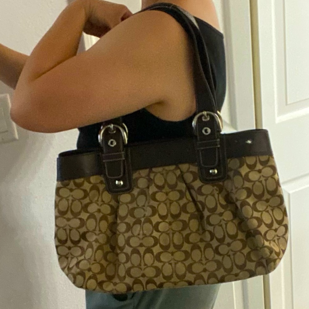 Coach purse in brown